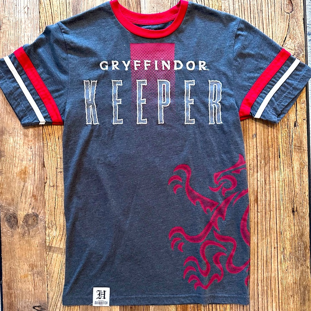 The Wizarding World of Harry Potter “Gryffindor Keeper” Teeshirt - Size S